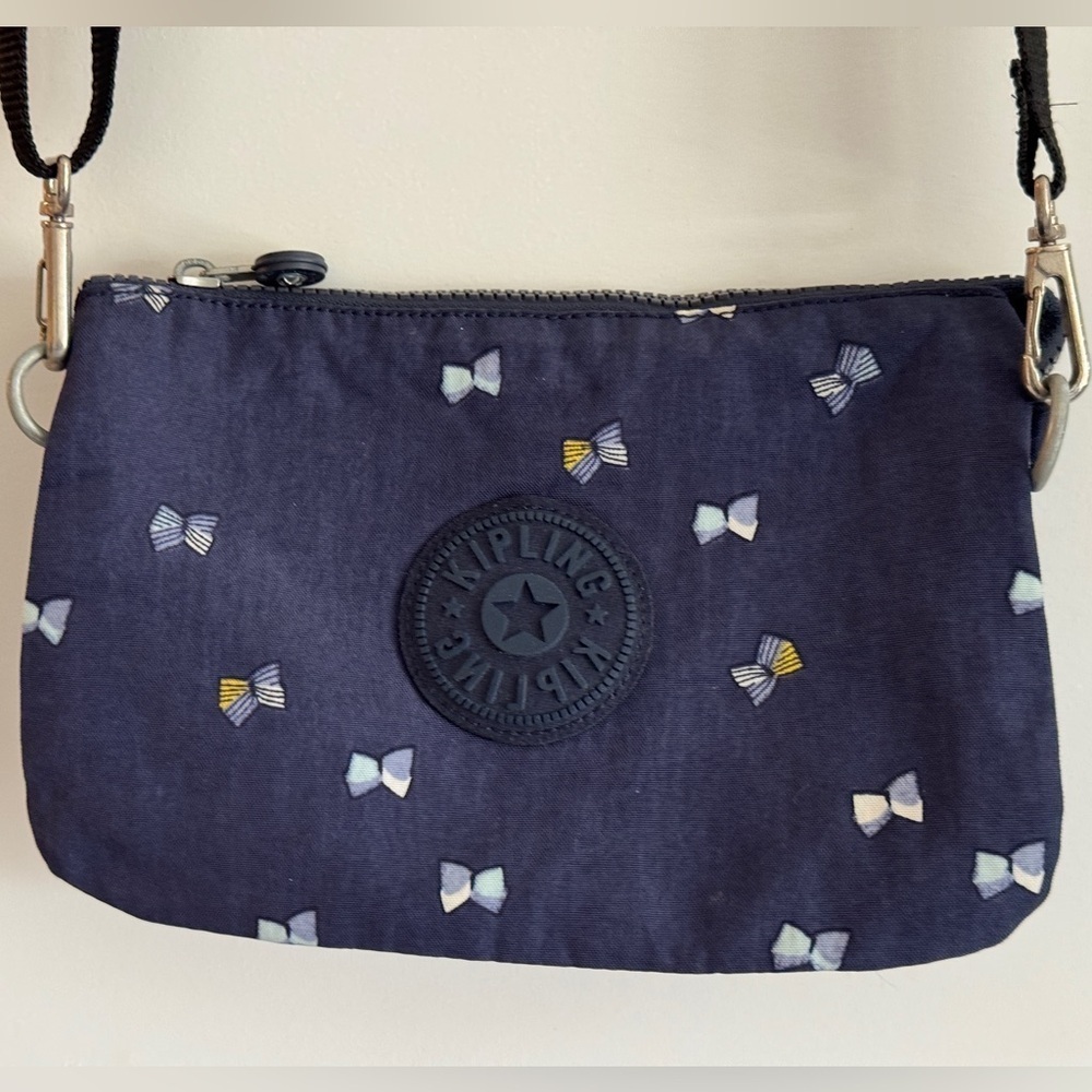 Kipling Blue Zippered Pouch